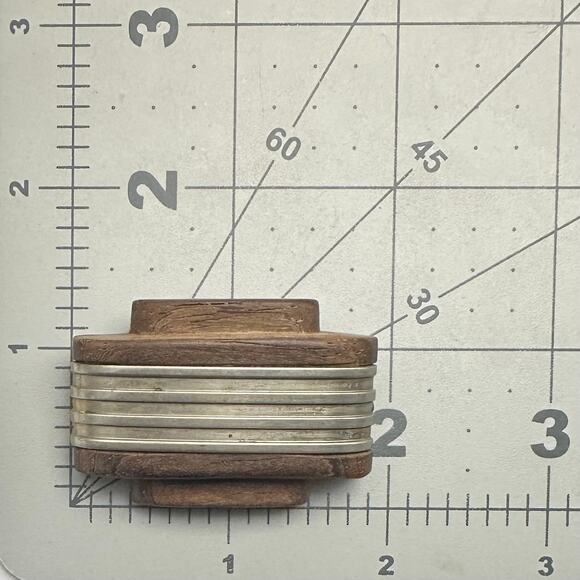 Antique Art Deco 1930s polished brown woodgrain wood silver tone brooch - Picture 8 of 8